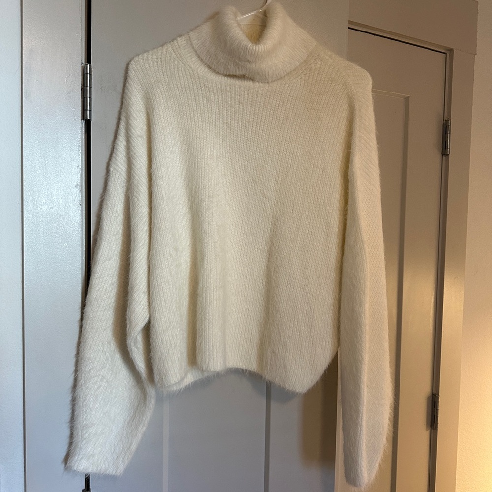 H&M Ivory Turtleneck Sweater